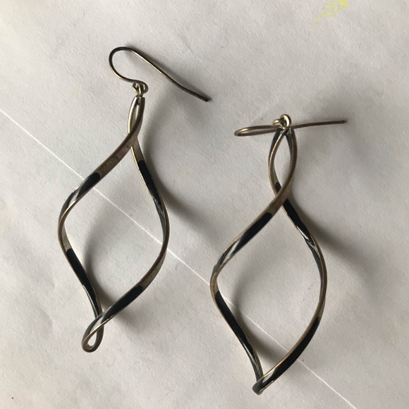 Spiral dangle earrings
